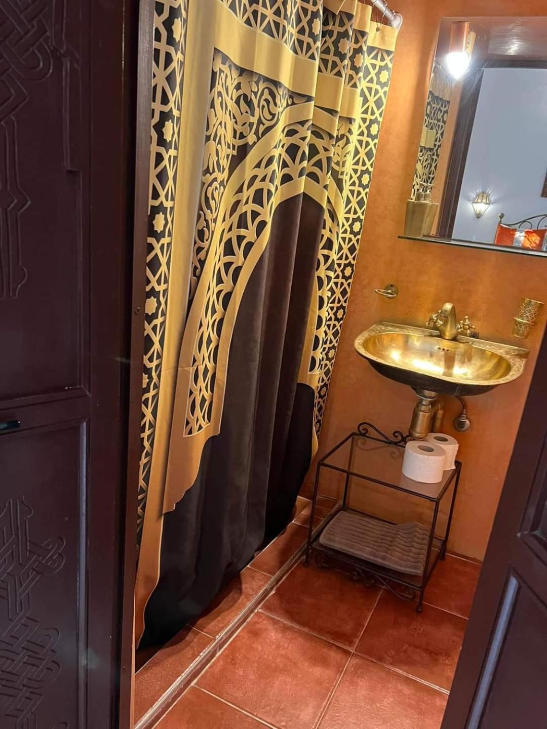 Riad 1001 Couleurs Hotel Marrakesh Room photo